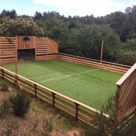 Camping Mas Llinas キャンプ場 3*